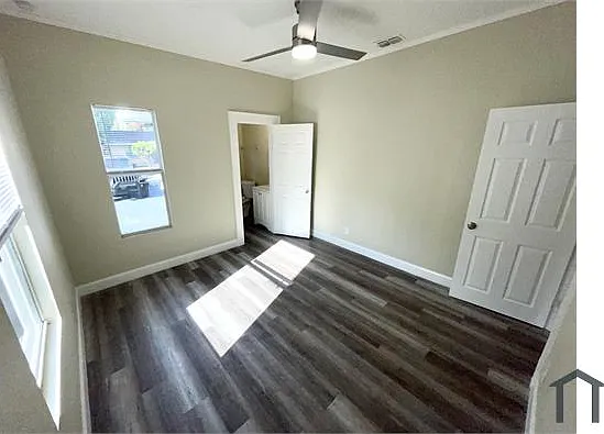 1121 10th Ave S — Photo 9