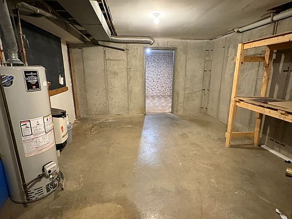 5th image of 828 Dondee Dr APT B
