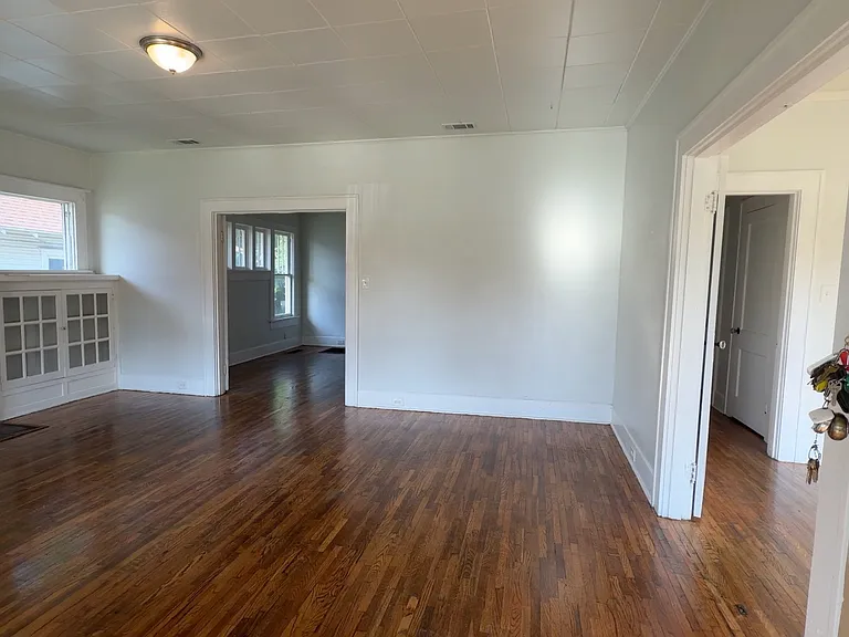 2505 Lipscomb St — Photo 4