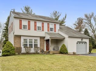 7 Stone Barn Dr, Hockessin, DE 19707