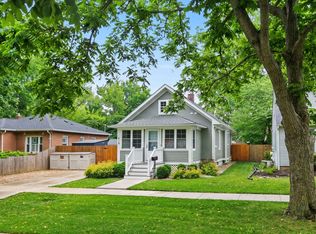 510 Humphrey St, South Haven, MI 49090