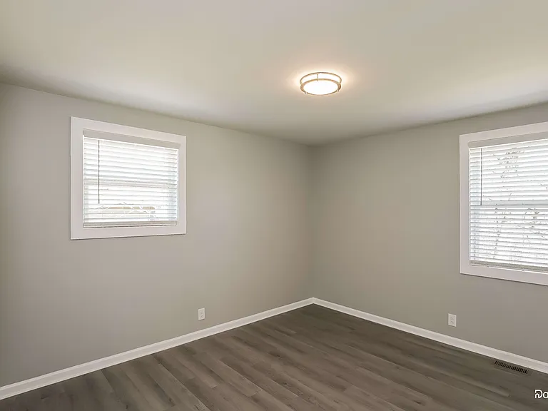 202 Bonnacliff Ct — Photo 10