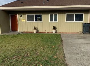 205 SE 12th St, College Place, WA 99324