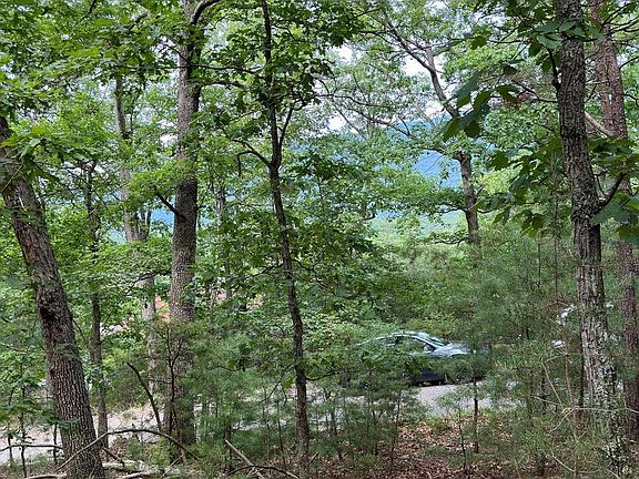 4th image of Mountain Acres Loop