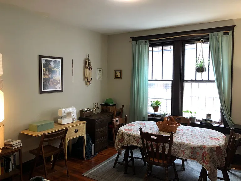 2606 Oregon Ave — Photo 4