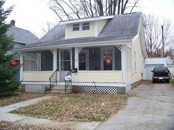 309 Tacoma Ave photo 1