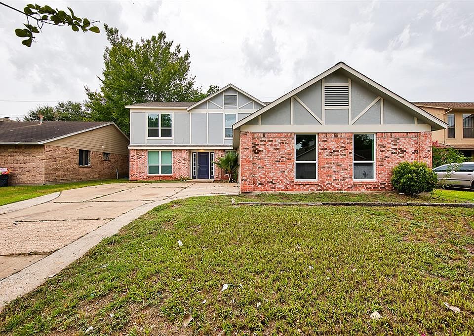 1st image of 9007 Lakeside Forest Dr