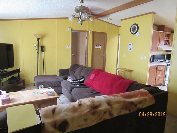 2nd image of 801 E Calle Bayona