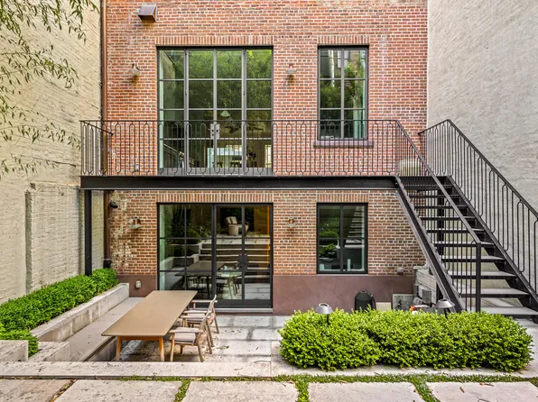 60 West 9th Street image 8 of 21