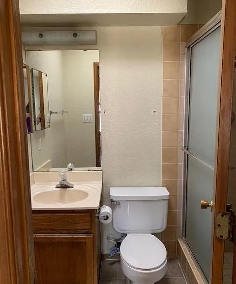 1008 Galvan Dr — Photo 6