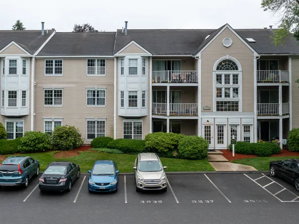 5 Bernards Rd Unit 5, Merrimack, NH 03054