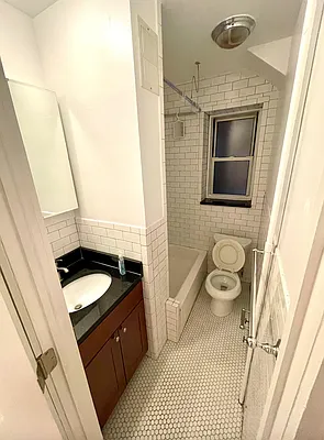 Rented by LJ Sloane Management | media 22