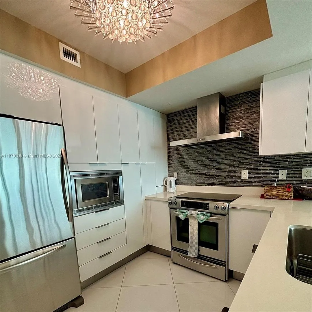150 Sunny Isles Boulevard 1-1101, Sunny Isles Beach, FL 33160 — Photo 2