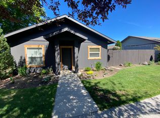 61166 Brookhollow Dr, Bend, OR 97702