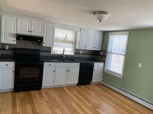 18 Lusitana Ave FLOOR 2, Cumberland, RI 02864