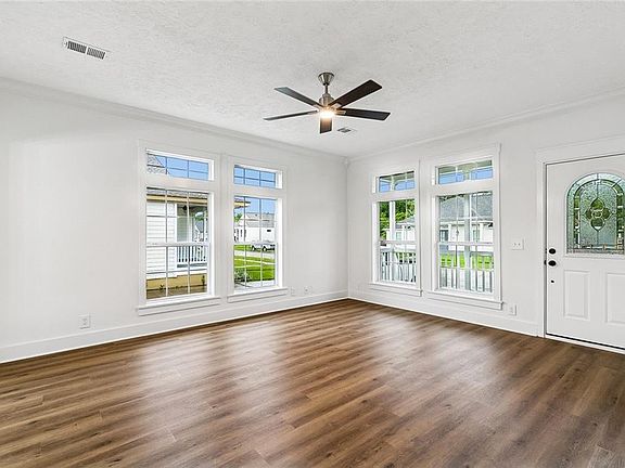 5th image of 4024 Najolia St