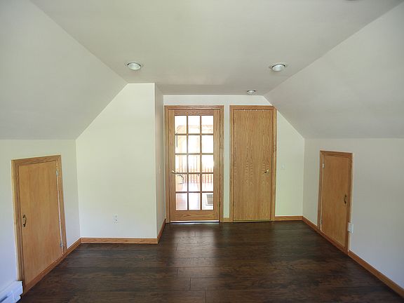 2nd floor bedroom photo 2