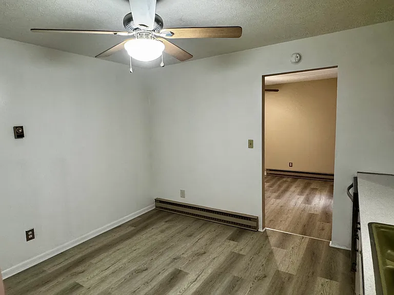 2986 Green Pasture Ln — Photo 9