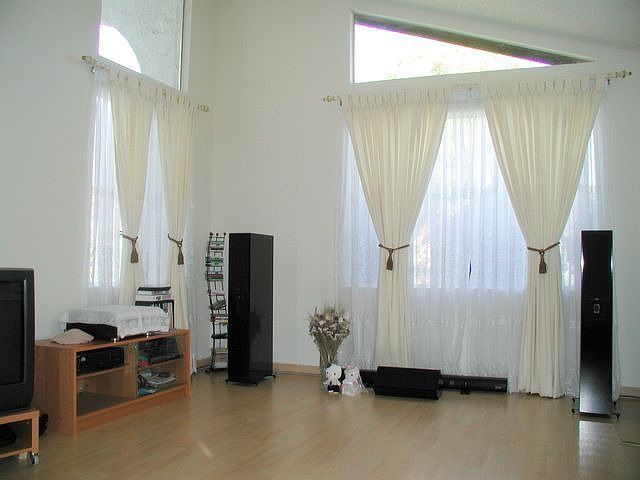 2nd image of 2681 Middleborough Cir