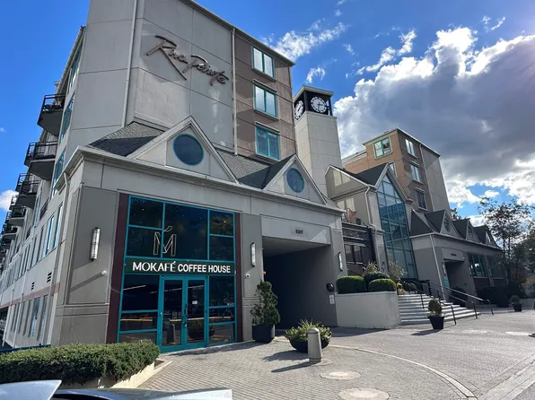 600 Harbor Boulevard image 27 of 32