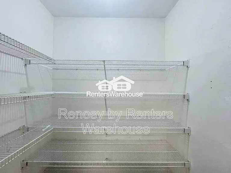 2801 Leeds Ct — Photo 10