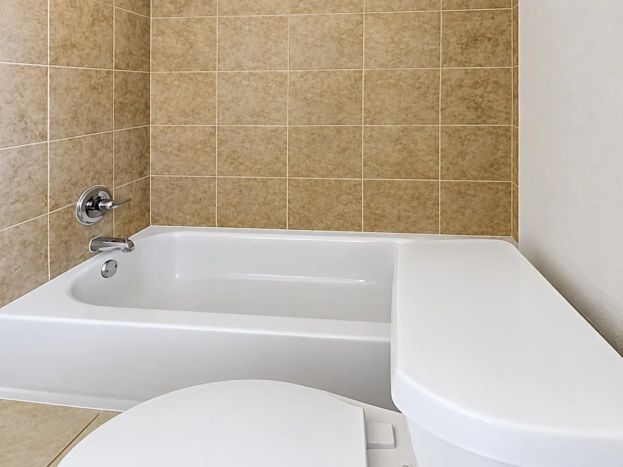 3 bed, 1340 sqft, $1,365 — Photo 3