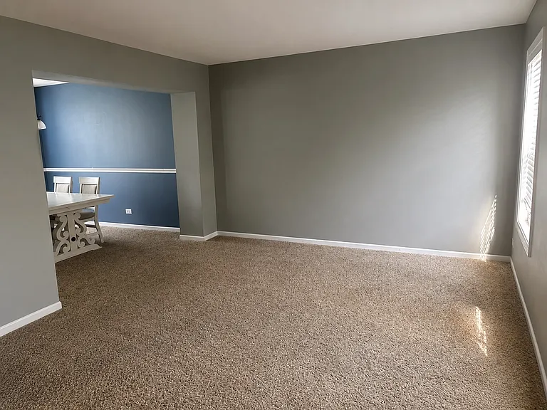 705 Pinehurst Ln — Photo 8