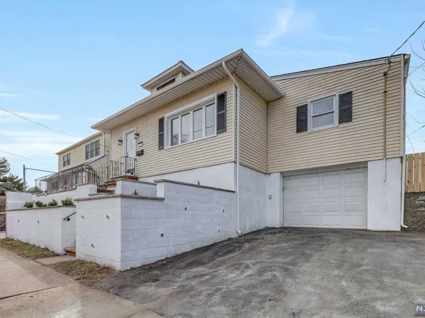 111 Stover Ave, North Arlington, NJ 07031