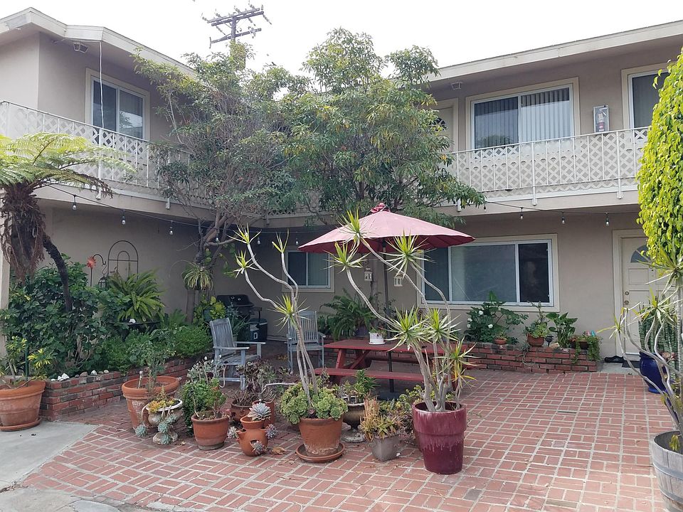 2nd image of 201 Cypress Dr APT 6