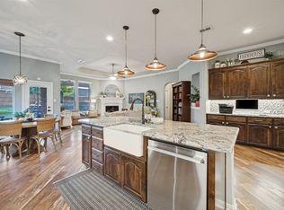 2916 Frontier Dr, Denton, TX 76210