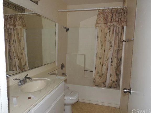 4th image of 11842 Dana Dr