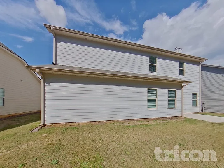 418 Daffodil Dr — Photo 16