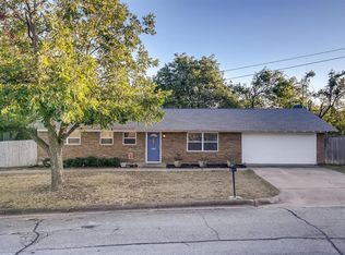 1437 W Ball St, Weatherford, TX 76086