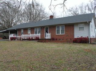 905 Old Beacon Light Rd, Hartwell, GA 30643