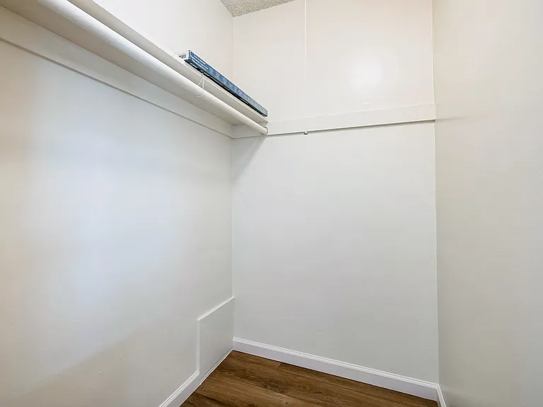 588 E. Mel Avenue - Hermosa Palms — Photo 21