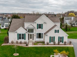 N102W14717 Providence Ct, Germantown, WI 53022