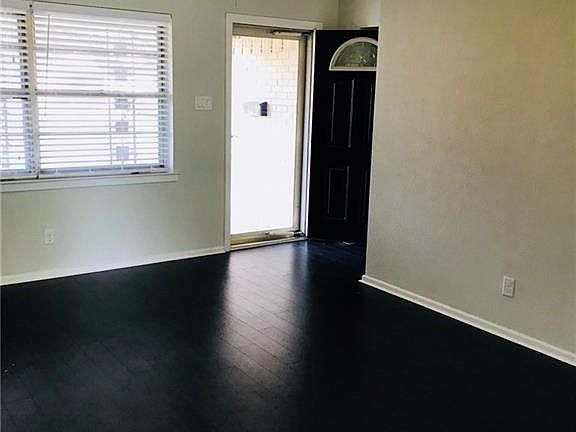 3rd image of 6221 Sandra Dr