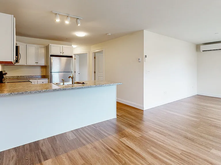 Autumn Woods Apartments — Photo 57