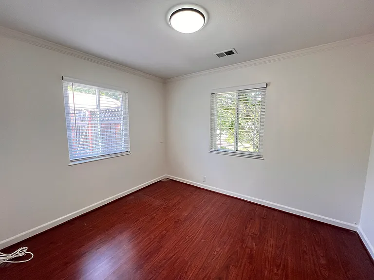 3192 Maddux Dr — Photo 10
