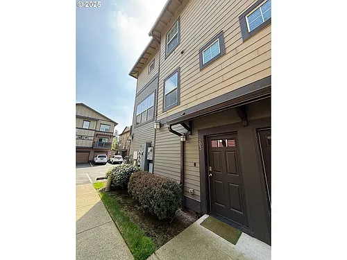 22832 SW Forest Creek Dr #203 Photo 1