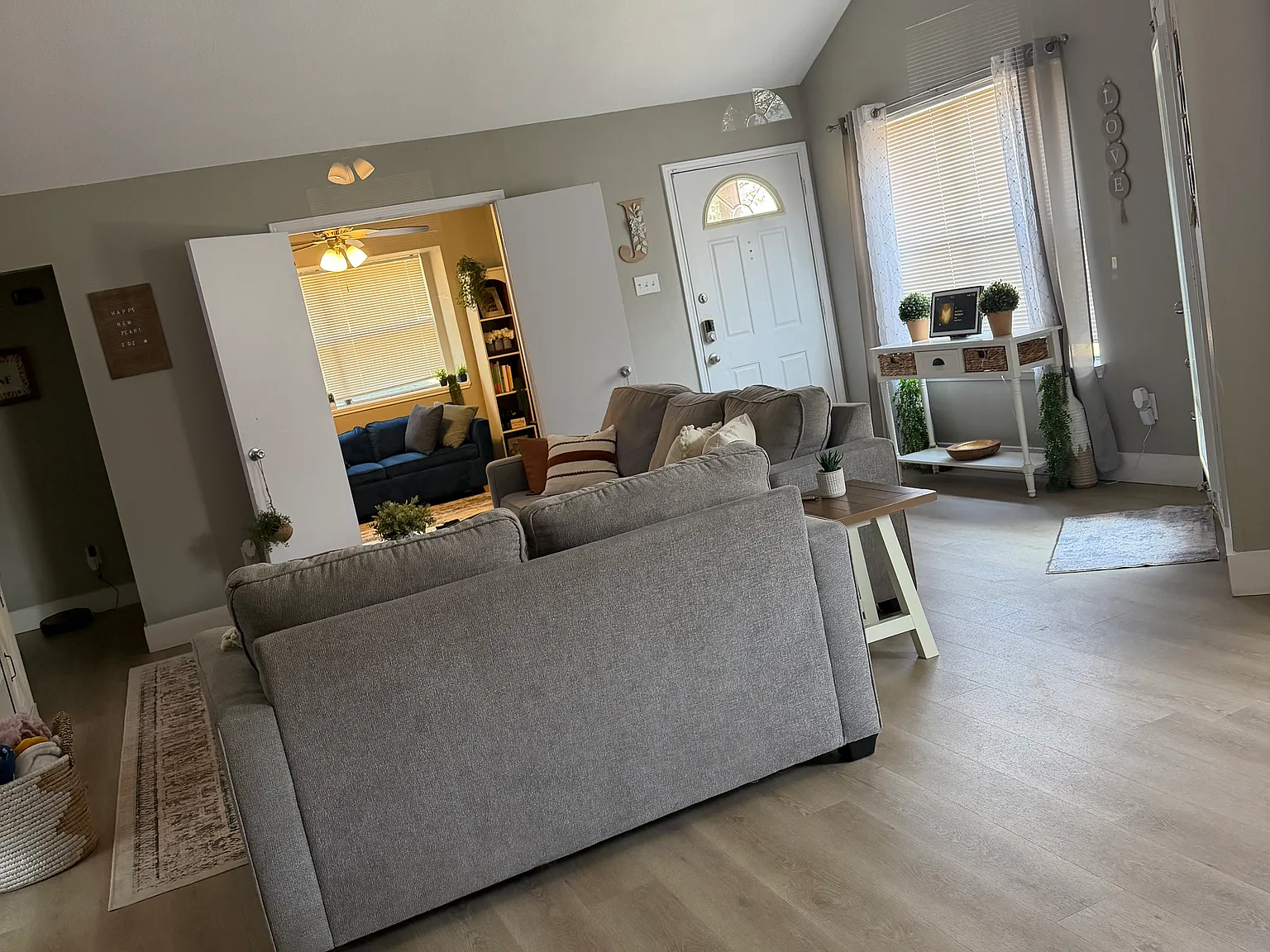 1712 Hackamore St — Photo 3