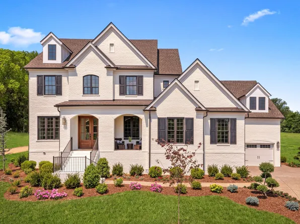 6316 Jenna Ln, Arrington, TN 37014