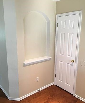 3rd image of 1133 Brashear Ln