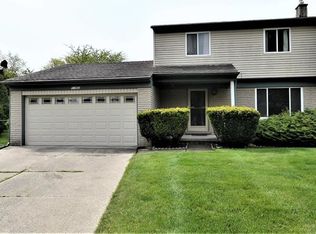 53962 Kirk Ct, New Baltimore, MI 48047