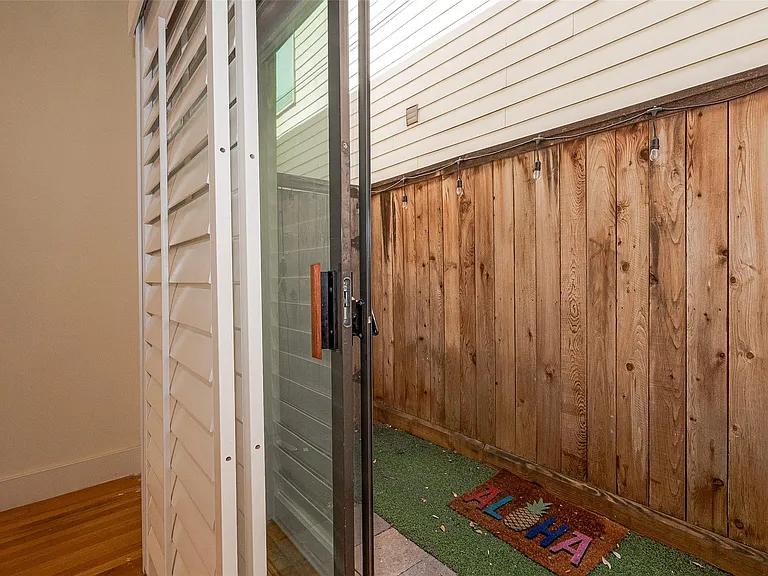 4331 Eigel St — Photo 15