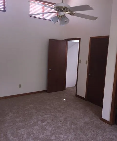 1318 Castelnau Ct — Photo 21