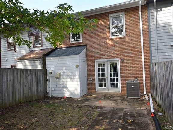 3rd image of 7923 Provincetown Dr