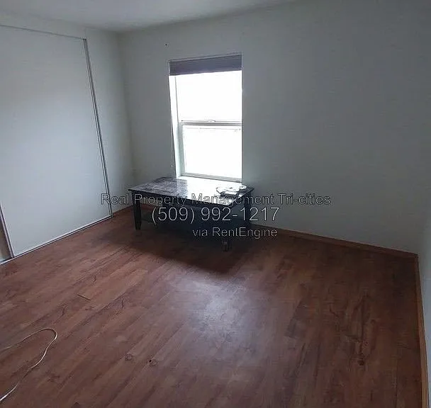3002 W Snow Ln — Photo 7