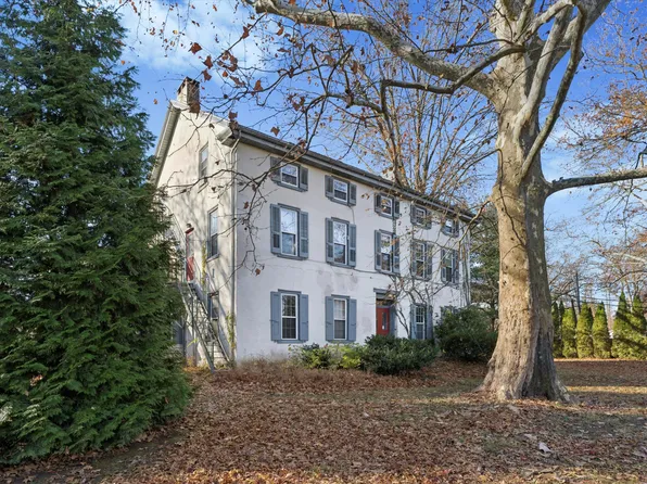 1138 E Schuylkill Rd, Pottstown, PA