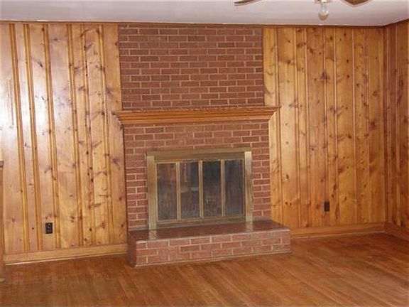 5th image of 5461 Carlton Ln